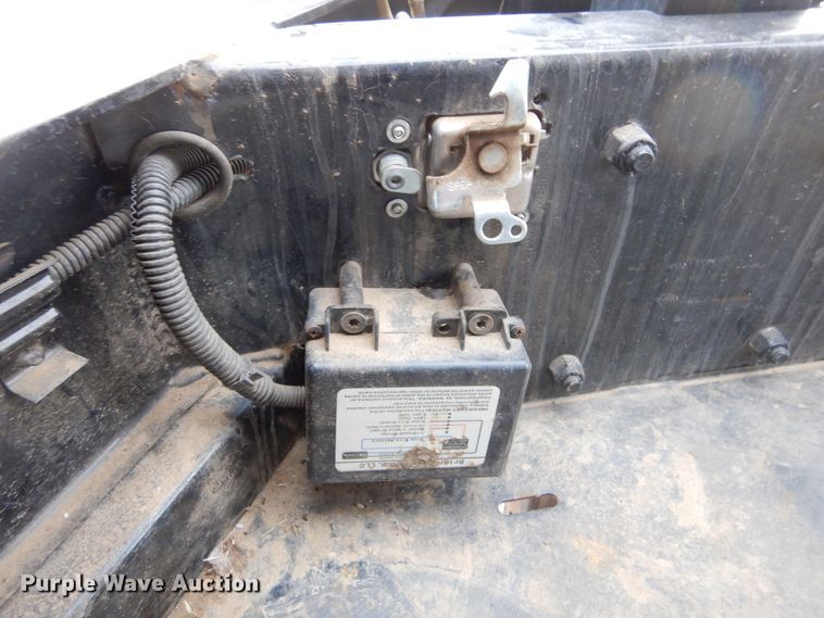 image for item KS9279 2020 Diamond C  tilt deck equipment trailer