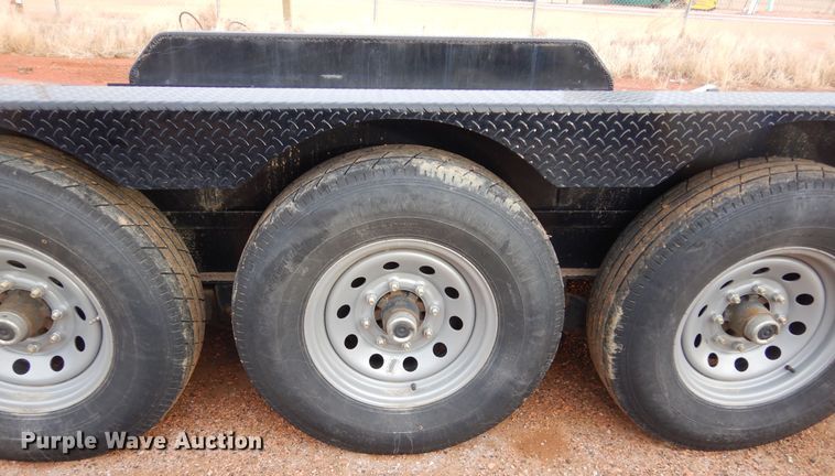 image for item KS9279 2020 Diamond C  tilt deck equipment trailer