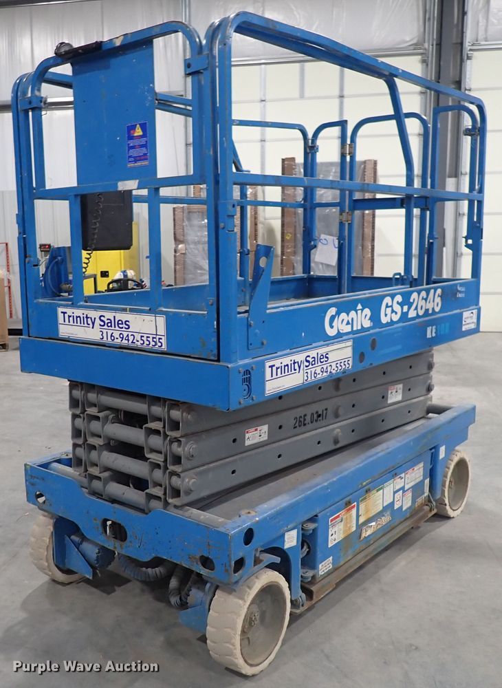image for item DC4068 2003 Genie GS2646  scissor lift