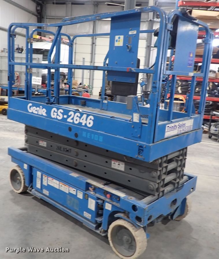 image for item DC4068 2003 Genie GS2646  scissor lift