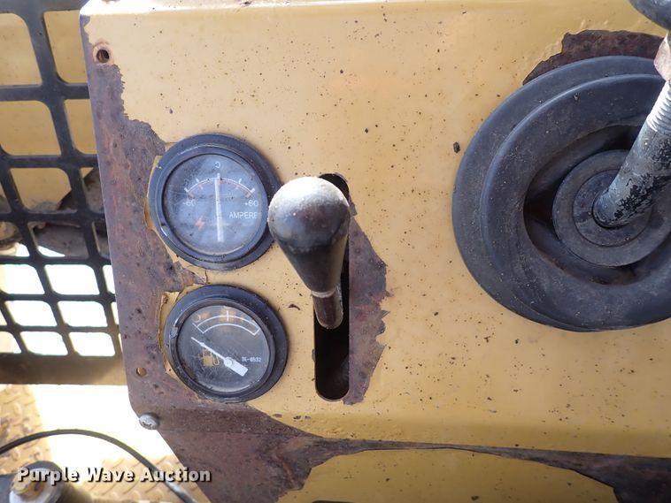 image for item DC4083 2000 ASV 4810  tracked skid steer loader