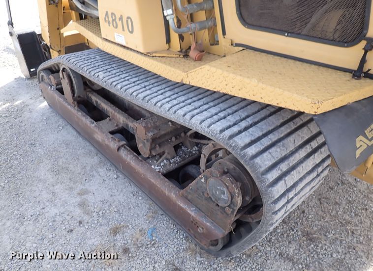 image for item DC4083 2000 ASV 4810  tracked skid steer loader