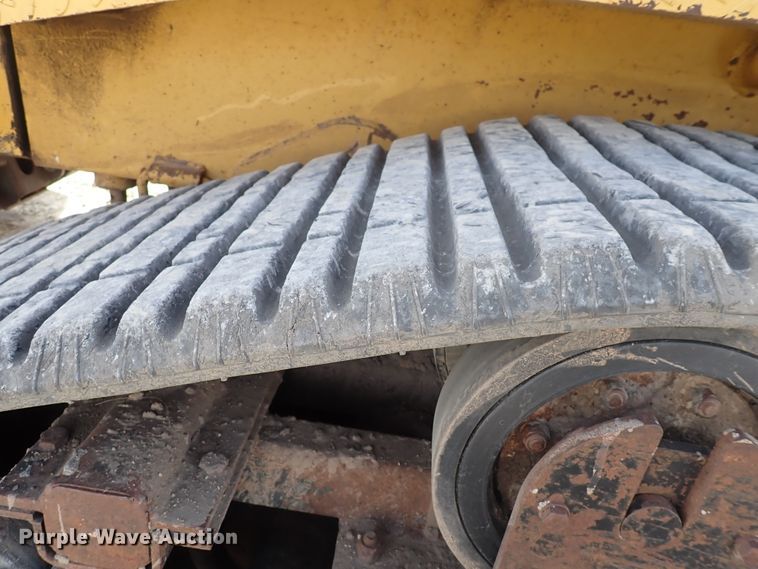 image for item DC4083 2000 ASV 4810  tracked skid steer loader