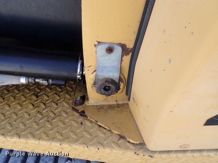 image for item DC4083 2000 ASV 4810  tracked skid steer loader