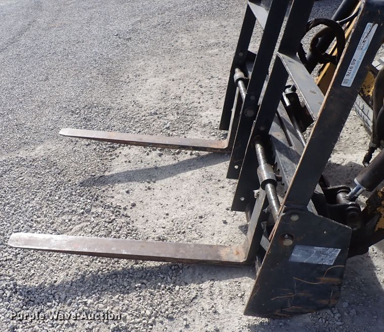 image for item DC4083 2000 ASV 4810  tracked skid steer loader