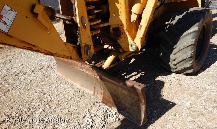 image for item DF0072 2005 Vermeer V120  cable plow
