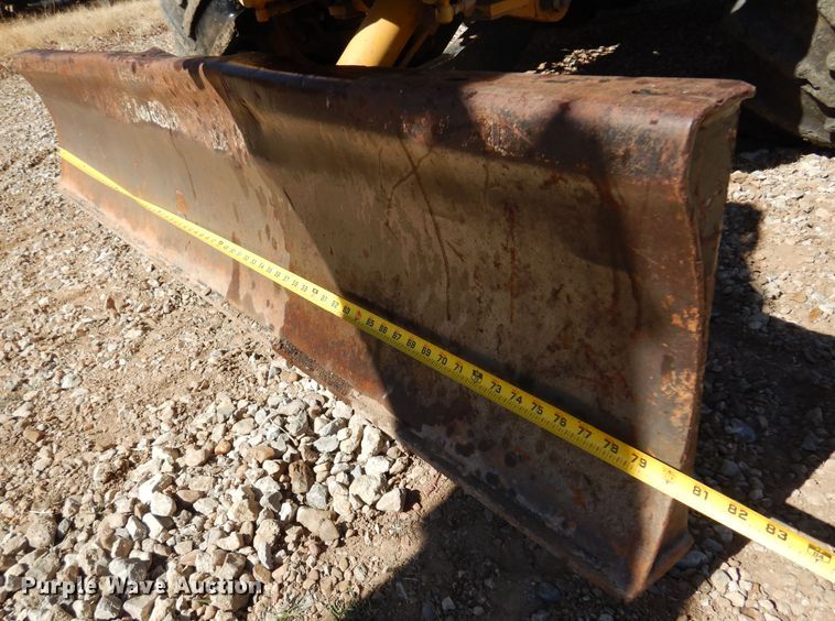 image for item DF0072 2005 Vermeer V120  cable plow