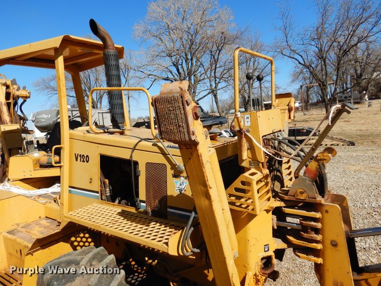 image for item DF0072 2005 Vermeer V120  cable plow