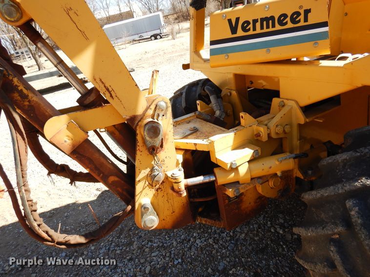 image for item DF0072 2005 Vermeer V120  cable plow