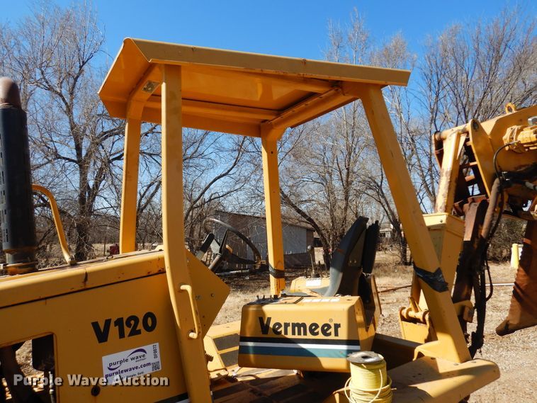 image for item DF0072 2005 Vermeer V120  cable plow