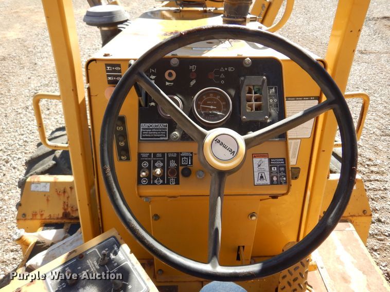 image for item DF0072 2005 Vermeer V120  cable plow