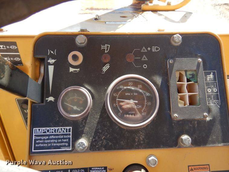 image for item DF0072 2005 Vermeer V120  cable plow