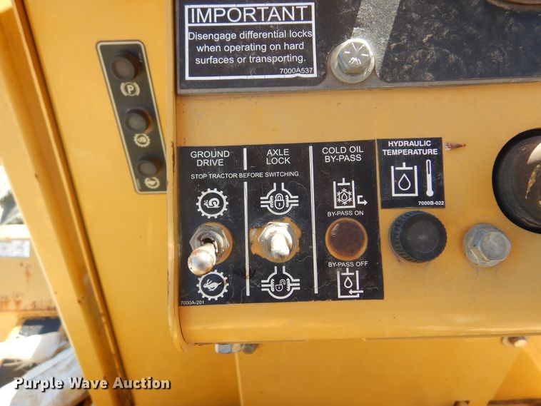 image for item DF0072 2005 Vermeer V120  cable plow