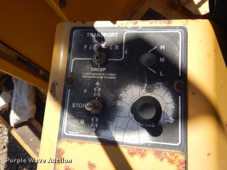 image for item DF0072 2005 Vermeer V120  cable plow