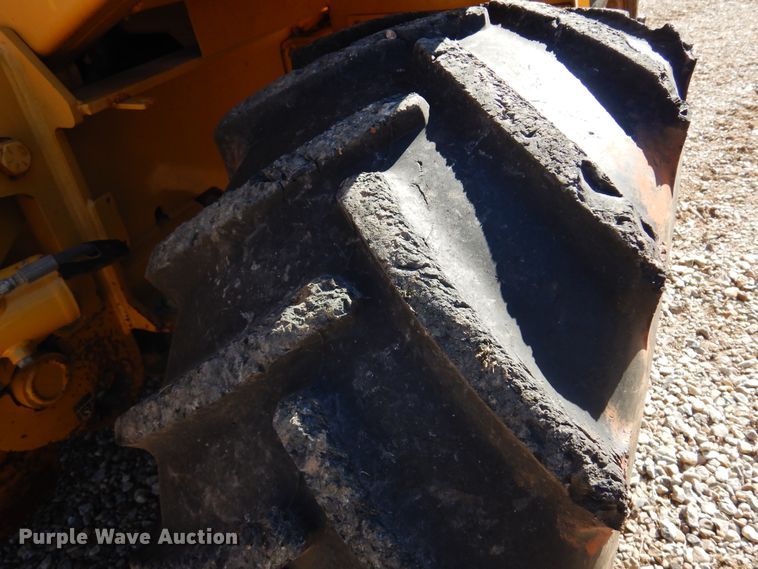 image for item DF0072 2005 Vermeer V120  cable plow