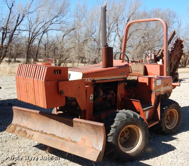 image for item DF0073 Ditch Witch 5110  trencher