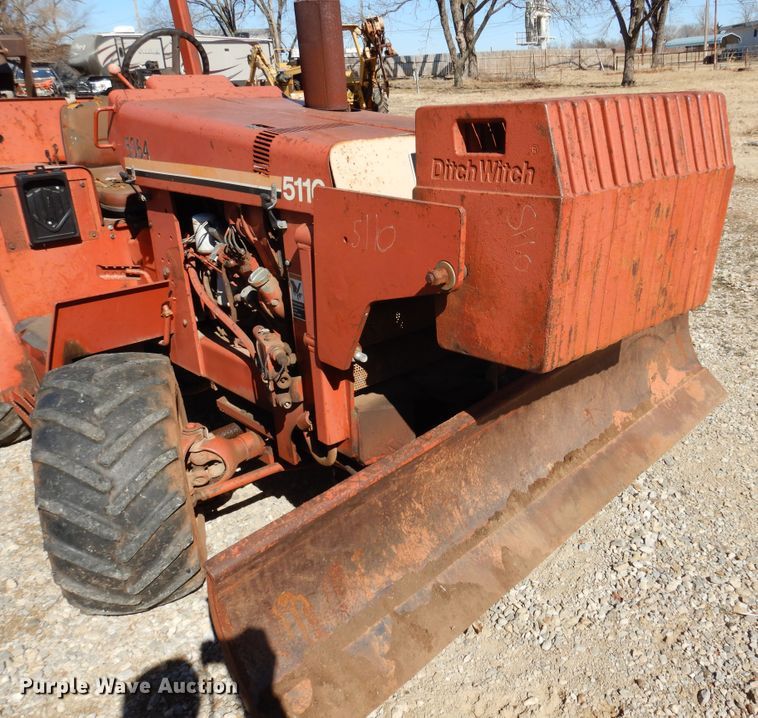 image for item DF0073 Ditch Witch 5110  trencher