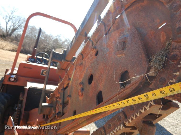 image for item DF0073 Ditch Witch 5110  trencher