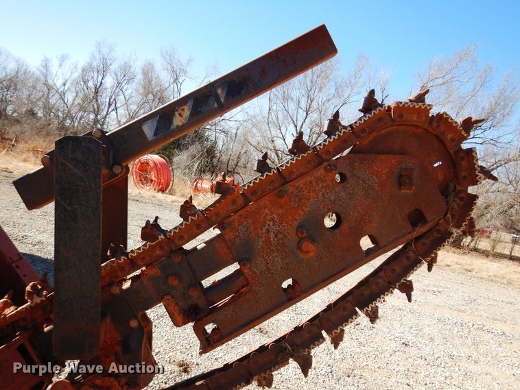 image for item DF0073 Ditch Witch 5110  trencher