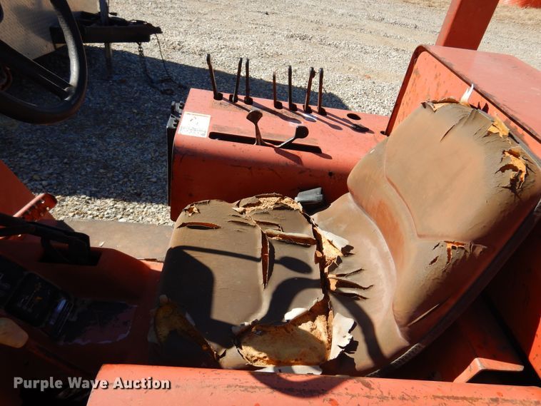 image for item DF0073 Ditch Witch 5110  trencher