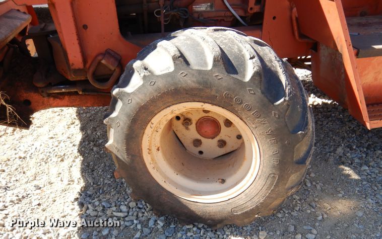 image for item DF0073 Ditch Witch 5110  trencher