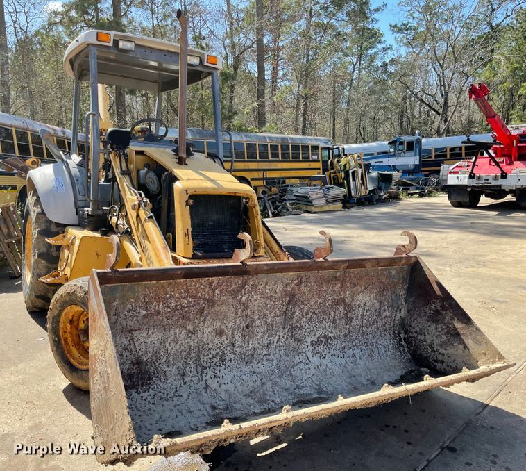 image for item DI8636 New Holland 555E  backhoe