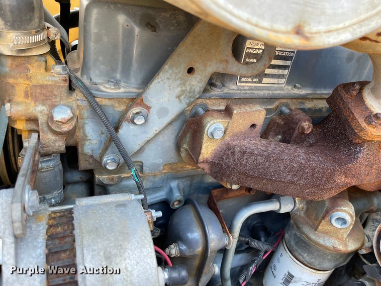 image for item DI8636 New Holland 555E  backhoe