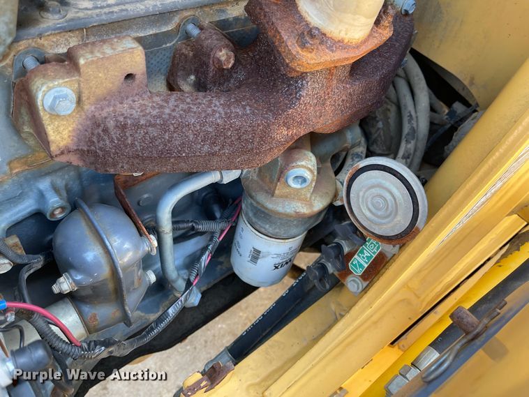 image for item DI8636 New Holland 555E  backhoe