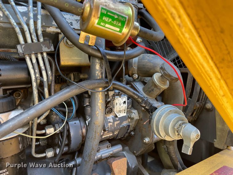 image for item DI8636 New Holland 555E  backhoe