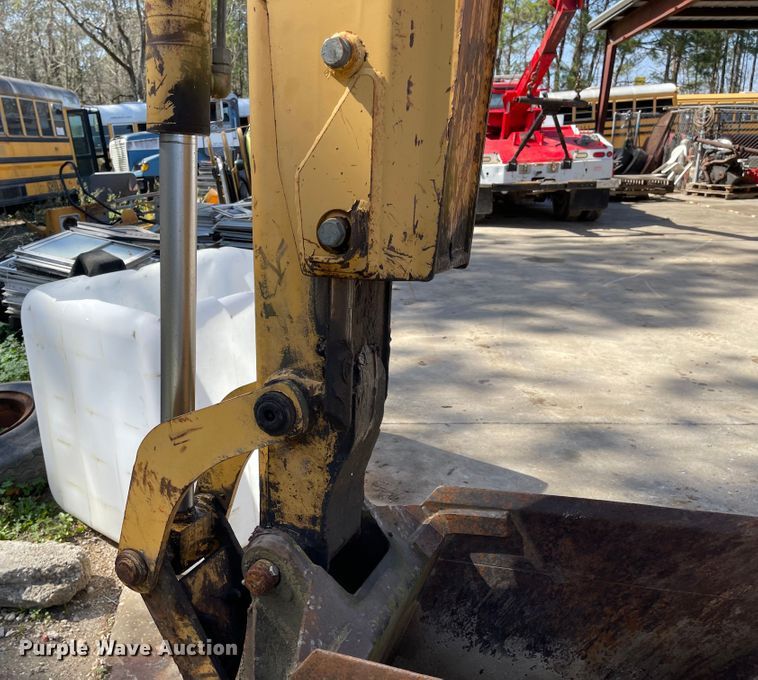 image for item DI8636 New Holland 555E  backhoe