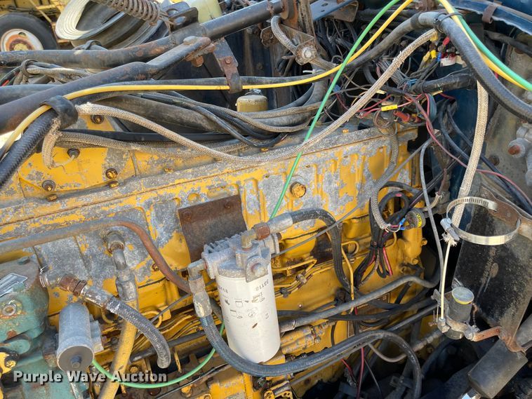 image for item DI8637 1987 Ford LTL9000  dump truck