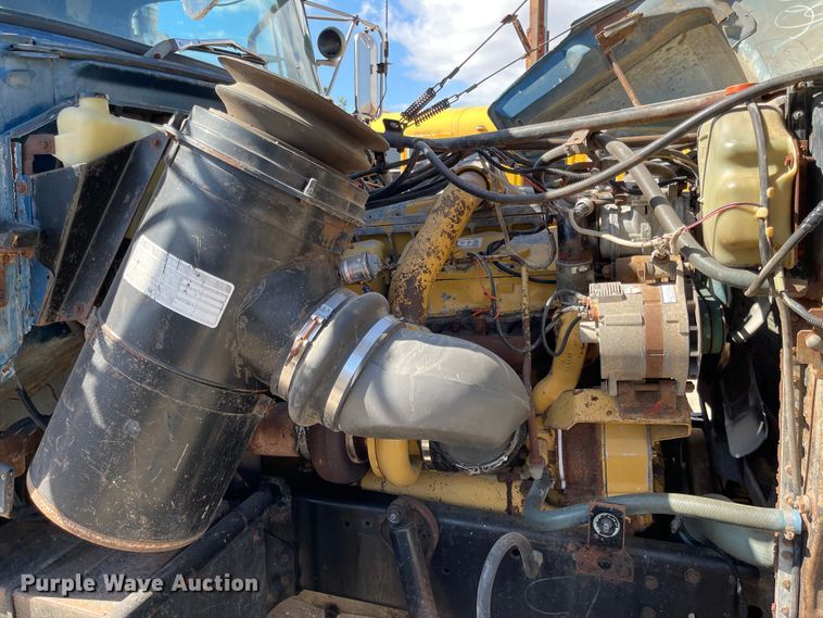 image for item DI8637 1987 Ford LTL9000  dump truck