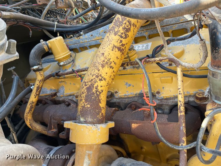 image for item DI8637 1987 Ford LTL9000  dump truck