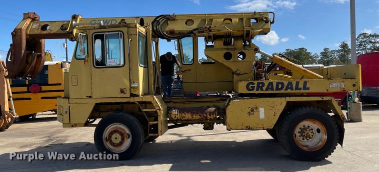 image for item DI8638 Gradall G3WD  wheeled excavator