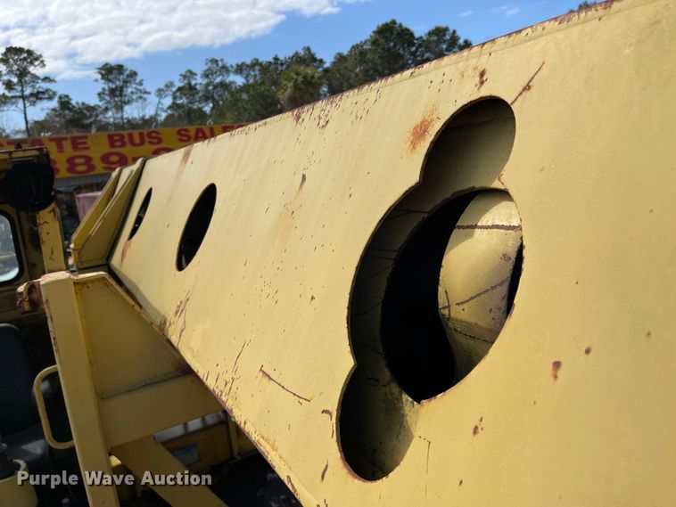 image for item DI8638 Gradall G3WD  wheeled excavator