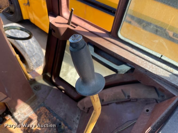 image for item DI8639 Case 580 Super K  backhoe