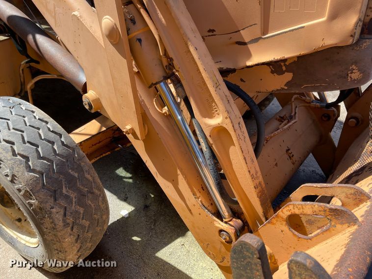 image for item DI8639 Case 580 Super K  backhoe