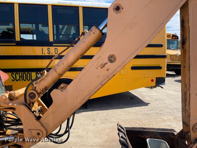 image for item DI8639 Case 580 Super K  backhoe