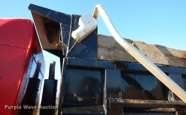 image for item DI8648 2001 Kenworth T800  dump truck