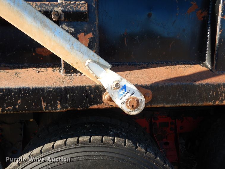 image for item DI8648 2001 Kenworth T800  dump truck