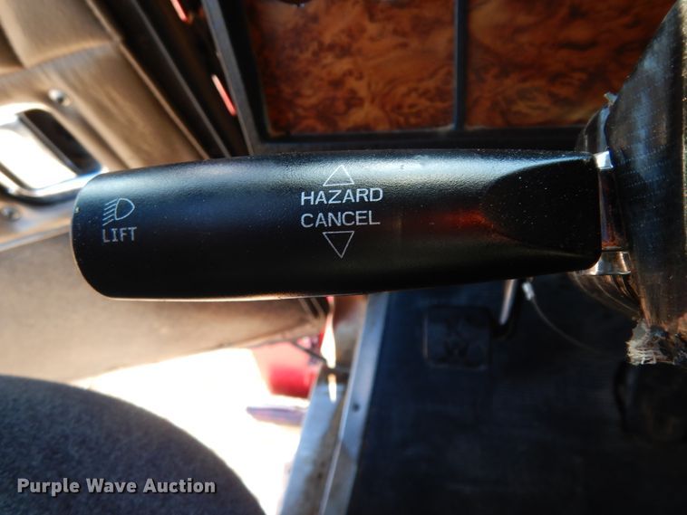 image for item DI8648 2001 Kenworth T800  dump truck