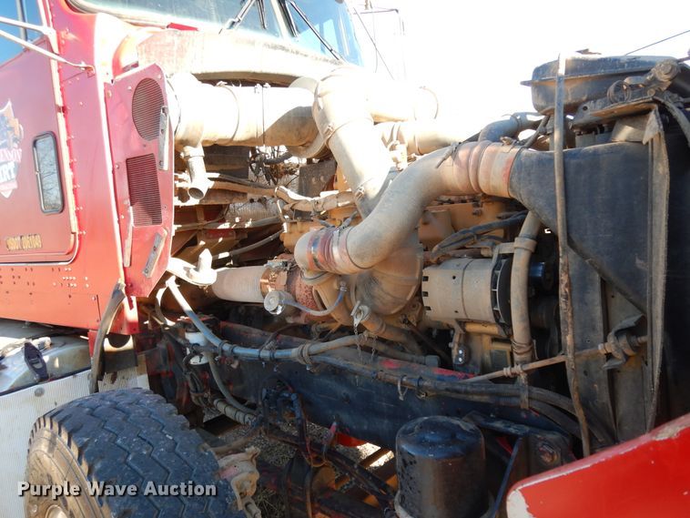 image for item DI8648 2001 Kenworth T800  dump truck