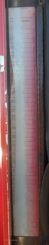 image for item DI8648 2001 Kenworth T800  dump truck