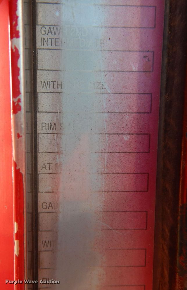 image for item DI8648 2001 Kenworth T800  dump truck