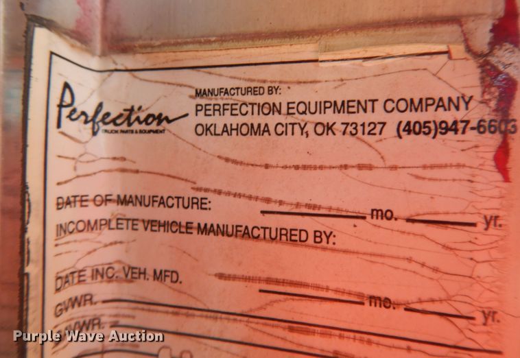 image for item DI8648 2001 Kenworth T800  dump truck