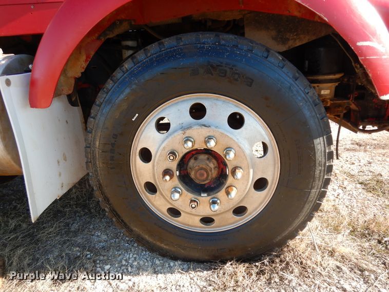 image for item DI8648 2001 Kenworth T800  dump truck