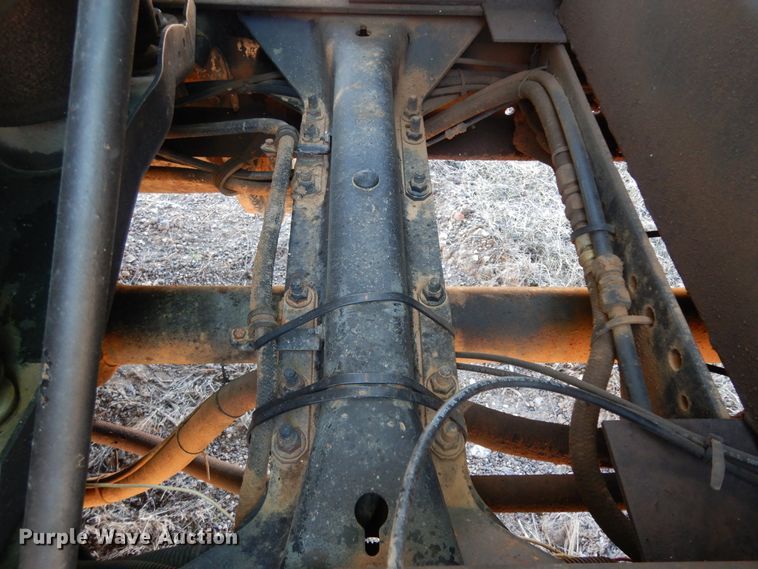 image for item DI8649 2002 Mack CH613  dump truck