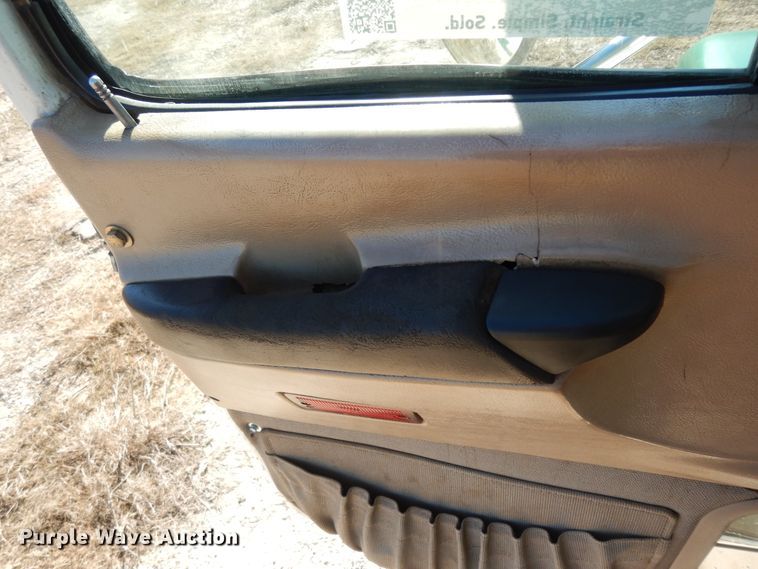 image for item DI8649 2002 Mack CH613  dump truck