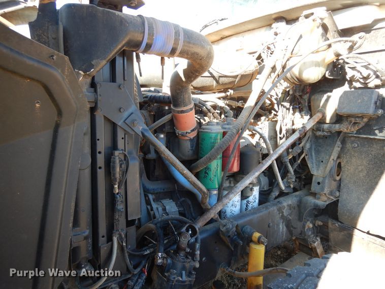 image for item DI8649 2002 Mack CH613  dump truck