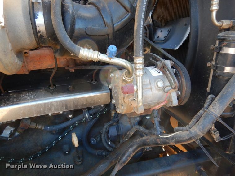 image for item DI8649 2002 Mack CH613  dump truck